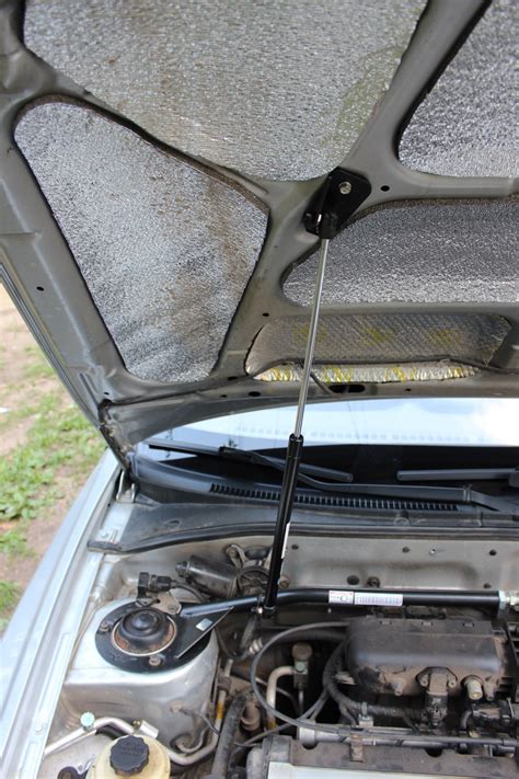Растяжка, усилитель кузова. — Hyundai Accent (2G), 1,5 л, 2004 года ...