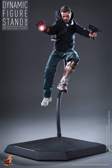 Hot Toys ACS Dynamic Figure Stand Hot Toys Complete Checklist