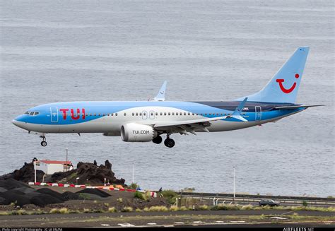 Tui Airways Boeing Ng Max G Tumk Photo Airfleets Aviation