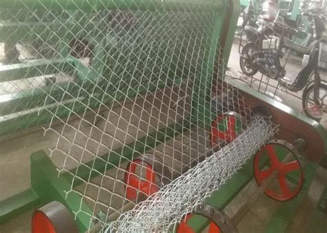 High Efficiency Chain Link Fence Machine Full Automatic PLC Control