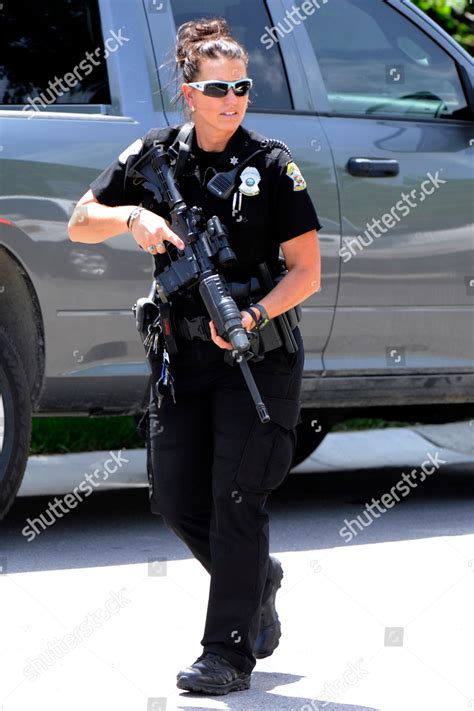 Johnson County Sheriffs Deputy Walks Weapon Editorial Stock Photo ...