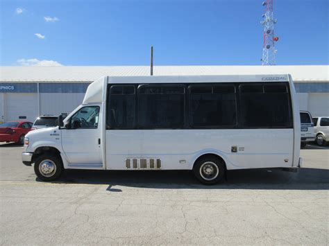 2012 Federal Ford 14 Passenger Shuttle Bus