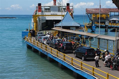 Arus Mudik Di Pelabuhan Padangbai Bali Antara Foto