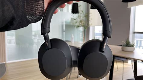 Sony WH 1000XM5 Le Cuffie Con ANC Di Sony Si Rinnovano