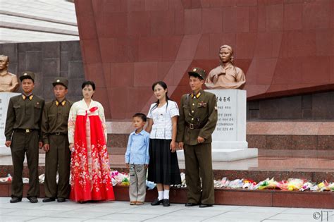 North Korea Revolutionary Martiyrs Cemetery 14 People And Portrait