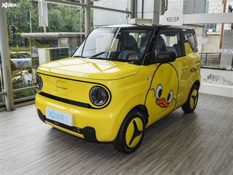 【2023款吉利熊猫 熊猫mini 200km 小黄鸭限定版 开心吖整体外观 10396张图片】汽车图片大全爱卡汽车