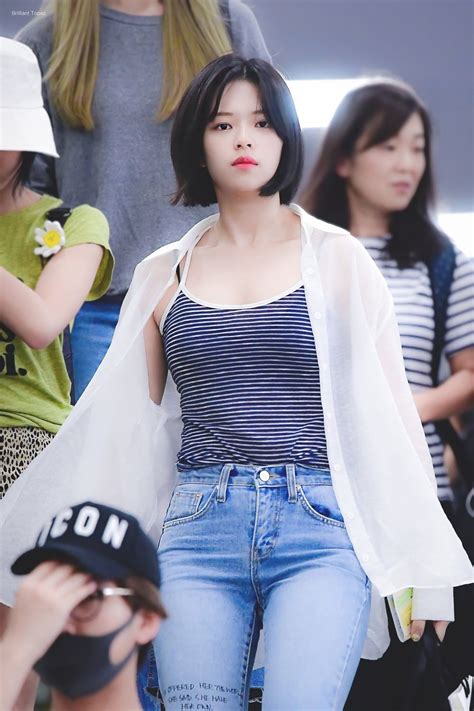 Jeongyeon Twice Twice Clothing Kpop Girls Kpop Fashion