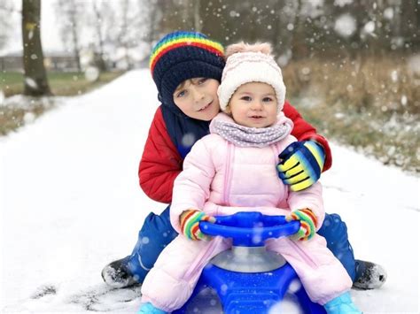 The Best Sleds For Toddlers Winter 2022– Fun and Safety ~ Super Mom Picks