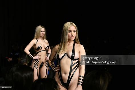 Models On The Runway During Black Tape Project At New York Fashion News Photo Getty Images