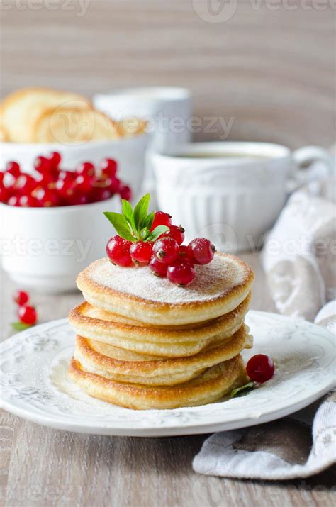 Pancakes with berries 1405257 Stock Photo at Vecteezy