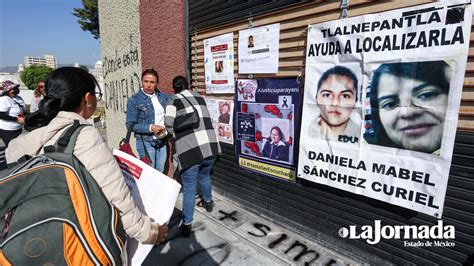 Video Familias De Víctimas De Feminicidio Se Manifiestan Frente A La Fgjem La Jornada Estado