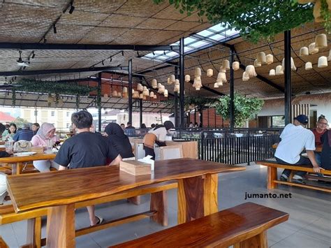 10 Tempat Makan Paling Enak Di Bandar Lampung Wajib Dicoba