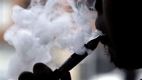 More vaping illnesses reported, many involving marijuana | CTV News