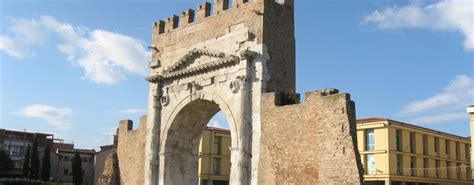 Guida Ai Monumenti Di Rimini Un Tour Nel Centro Storico Della Città