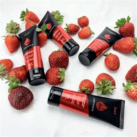 Lubrificante Hot a Base de Água Sabor Morango 50ml Intt Universo dos