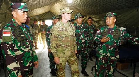 Tim Patobrig Yonkes Kostrad Terima Kunjungan Pangdivif Kostrad