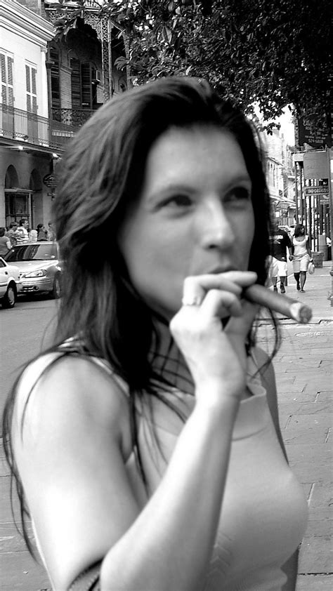 Cigar Smoking Girl Smoking Cigar Girl Smoke Black And White Lady