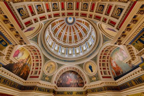 Pennsylvania capitol rotunda ceiling. Rotunda ceiling in the ...