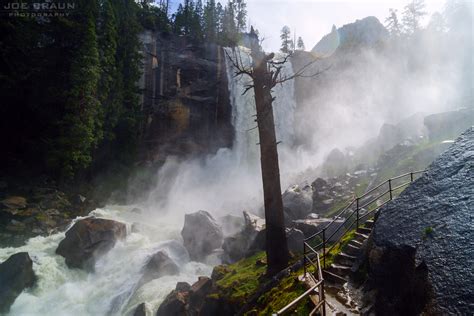 The Mist Trail - Joe's Guide to Yosemite National Park