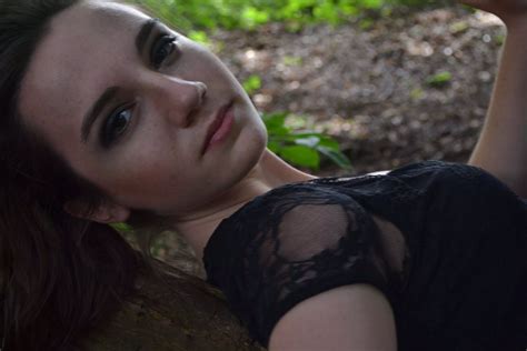 Gorgeous Brunette Nudes Sexywallpapers Nude Pics Org