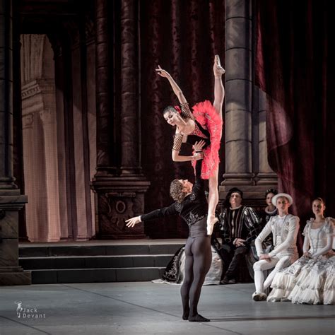 Natalia Osipova And Ivan Vasiliev In Don Quixote