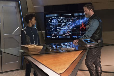 Check Out 10 New Photos And Video Preview Of Star Trek Discovery