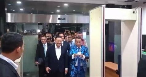 Jadi Tim Hukum Prabowo Gibran Hotman Paris Cs Siap Hadapi Sidang