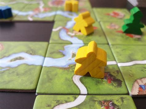 5 Two-Player Board Games [Everyone Should Play!]