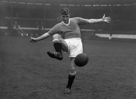 Duncan Edwards Manchester United Our beautiful Wall Art and Photo Gifts ...