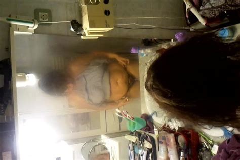 Ma Mere Dans La Salle De Bains Free Porn Xhamster