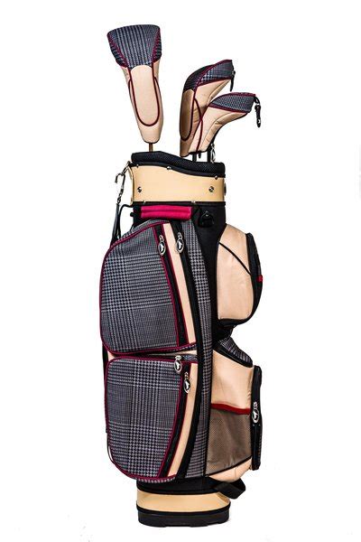 New Designer Ladies Golf Bags From Sassy Caddy Pink Golf Tees