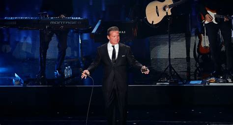 Luis Miguel Regresa A Los Escenarios Y Anuncia Gira 2023