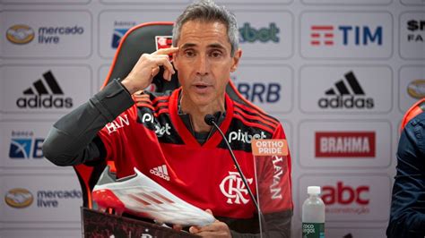 Liga Brazylijska Flamengo Z Pierwszym Zwyci Stwem W Nowym Roku Paulo