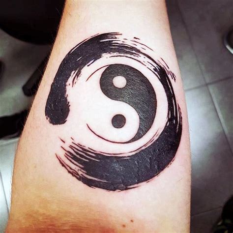 Tatuaggi Raffiguranti L Enso Il Cerchio Zen Con Significato