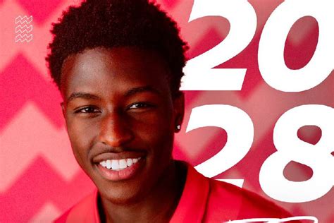 Le PSV Eindhoven Officialise La Prolongation D Isaac Babadi