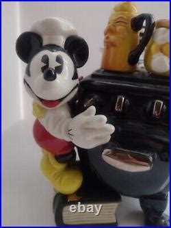 Paul Cardew Walt Disney Mickey Mouse Stove Teapot Limited Edition