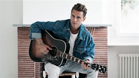 Bastian Baker Facts Zum Dreissigsten Schweizer Illustrierte