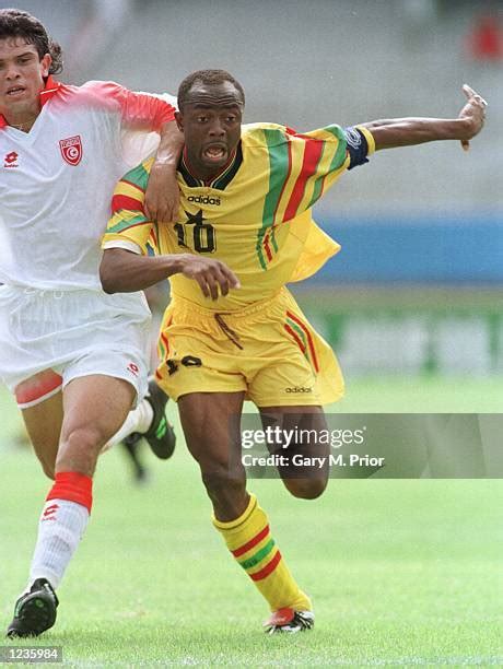 299 Abedi Pele Photos & High Res Pictures - Getty Images