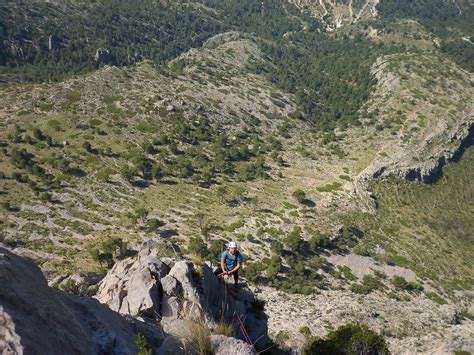 ÚLTIMO LARGO VÍA ESPOLÓN CENTRAL Vº 450 MT PUIG CAMPANA FINESTRAT