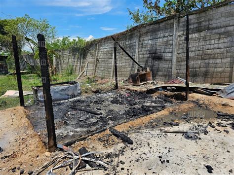 Incendio redujo a cenizas una humilde casa en Villanueva Cortés HCH TV