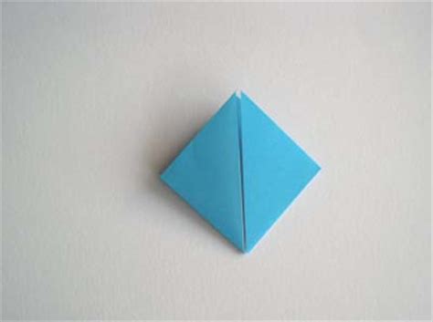 Easy Origami Diamond Instructions and Photo Diagrams - How to make a Simple Origami Diamond