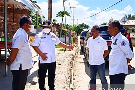 Wabup Gorontalo Tinjau Pekerjaan Jalan Gunakan Dana Pen Antara News