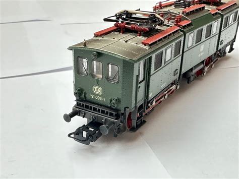 Märklin H0 3329 Electric locomotive 1 BR 191 digital DB