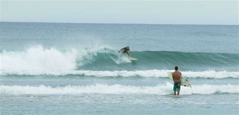 Surfing in Puerto Rico (Local Guide + 12 Best Spots)