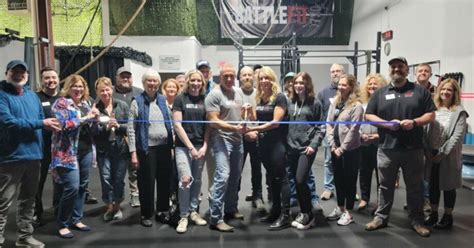 Oswego Chamber Hosts Ribbon Cutting For Battlefit 720 Shaw Local