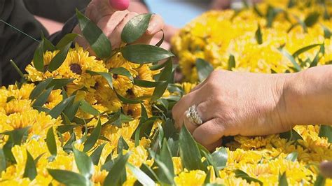 Giant Food Florists Create Victory Blankets For Preakness Stakes Black