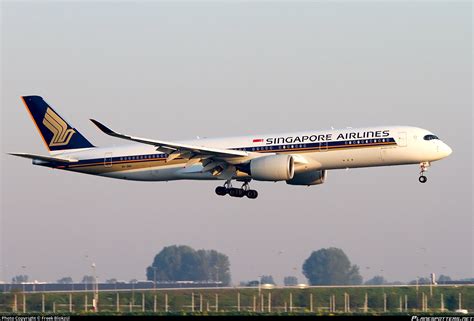 9V SMI Singapore Airlines Airbus A350 941 Photo By Freek Blokzijl ID