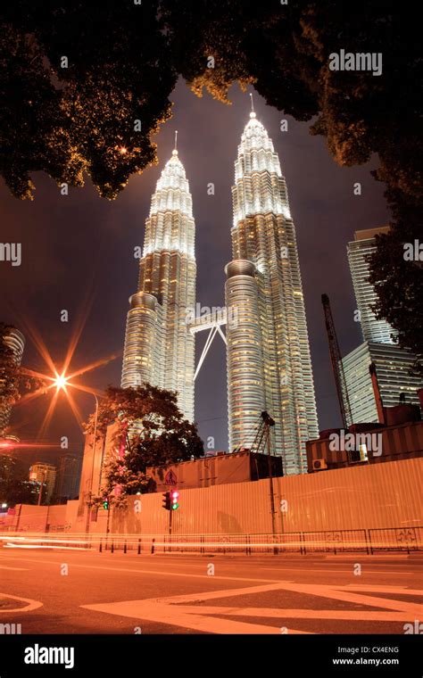 Petronas Towers Kuala Lumpur Malaysia Stock Photo Alamy