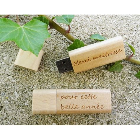 Petite Cl Usb En Bois Brut Grav E Personnaliser