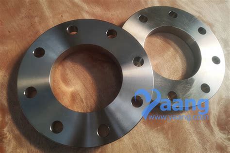 EN 1092 1 Type 01 A ASTM A182 AISI 304L Plate Flange 16 PN16